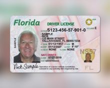 Antes dessa alteração, os candidatos à habilitação podiam realizar o teste teórico em diferentes idiomas, o que facilitava o acesso de imigrantes ao documento. (Foto: Florida Department of Highway Safety and Motor Vehicles)