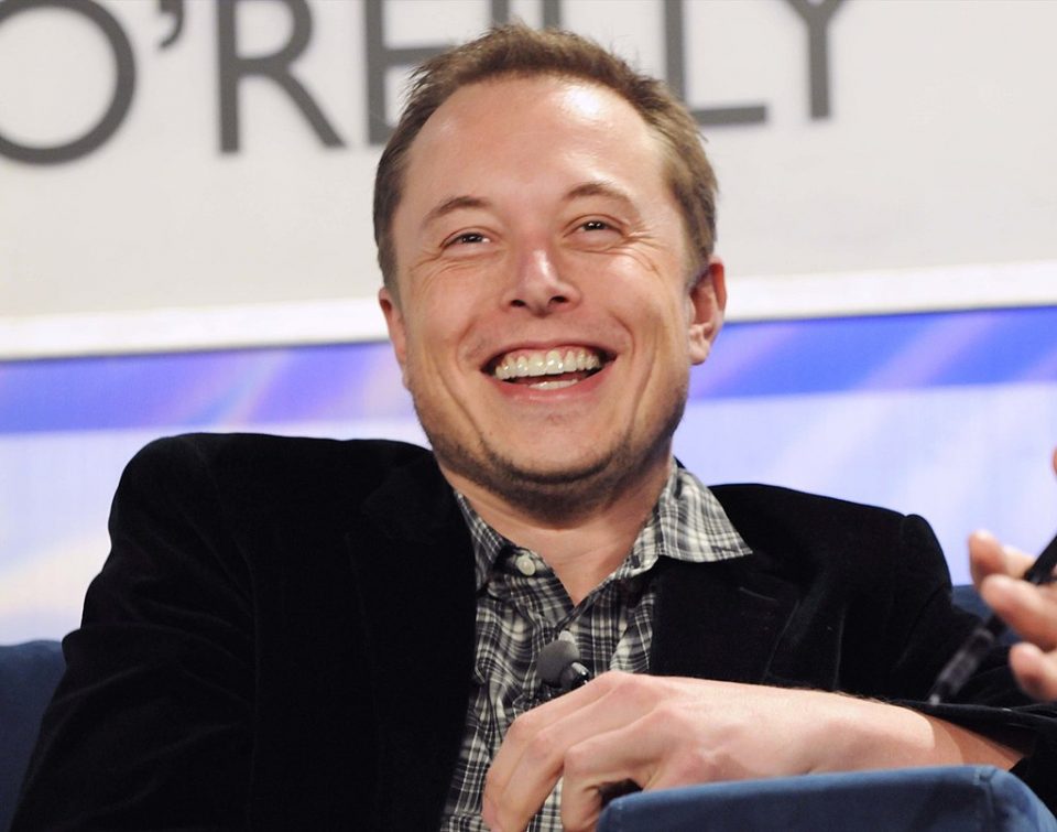 O CEO da Tesla afirmou que a maior parte dos componentes dos carros da empresa é produzida no país (Foto: Wikimedia)