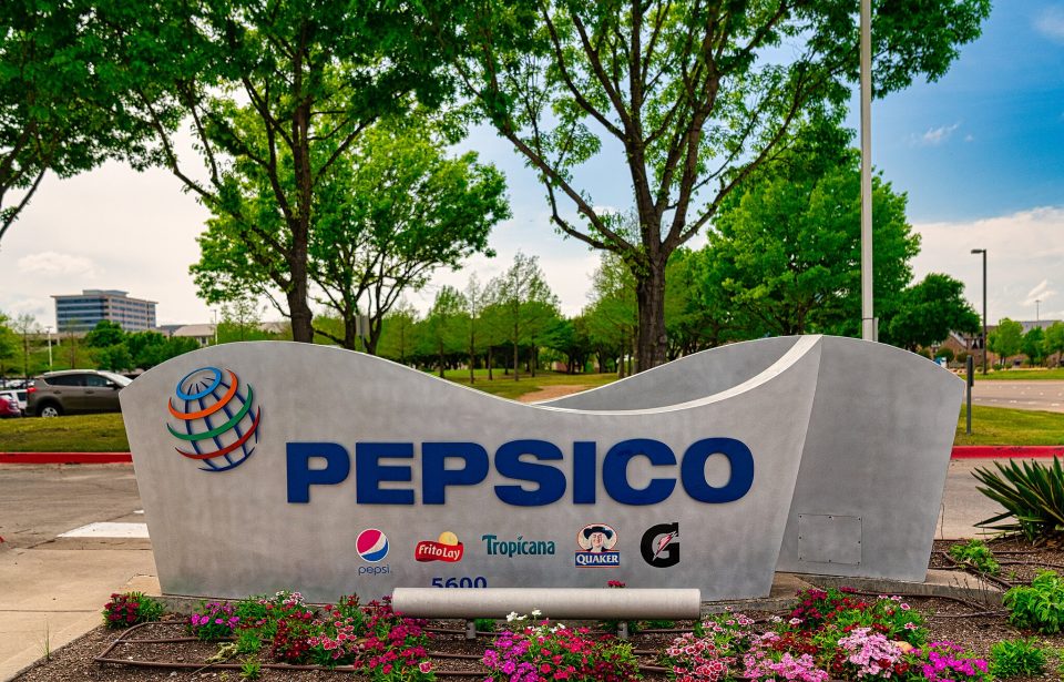 Dona das marcas Gatorade, Lipton e Quaker, a PepsiCo registrou queda de 1,8% nas vendas do primeiro trimestre (Foto:Tony Webster/Wikimedia