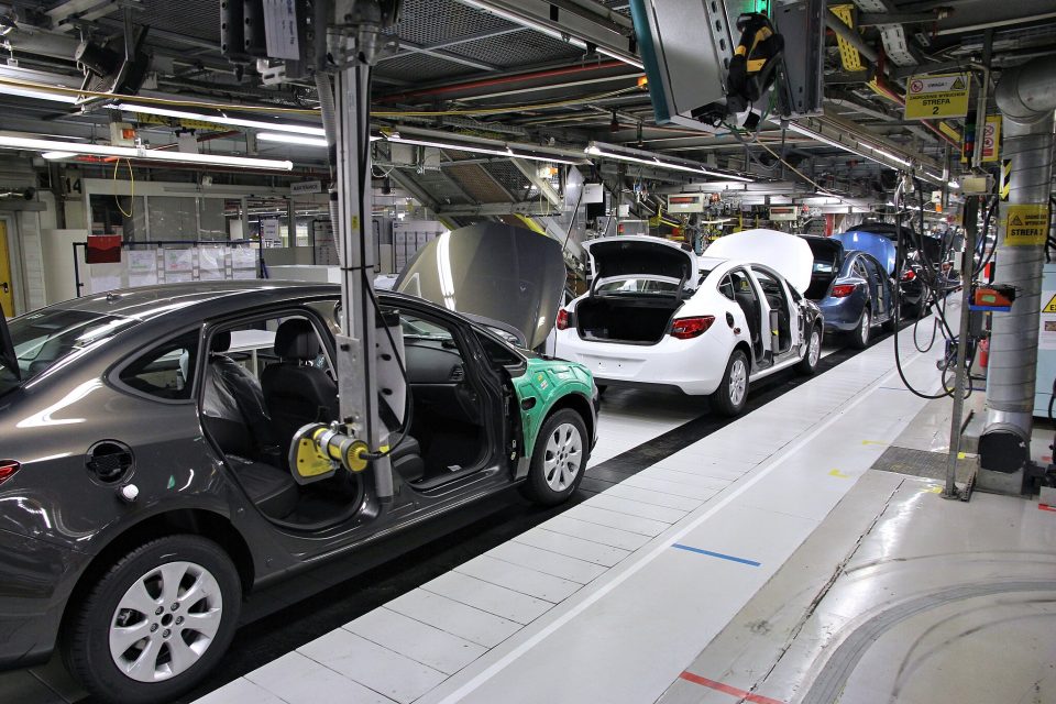 Quase metade dos veículos vendidos nos Estados Unidos, cerca de 8 milhões de unidades, são fabricados no exterior (Foto: Marek Ślusarczyk/ Wikimedia)