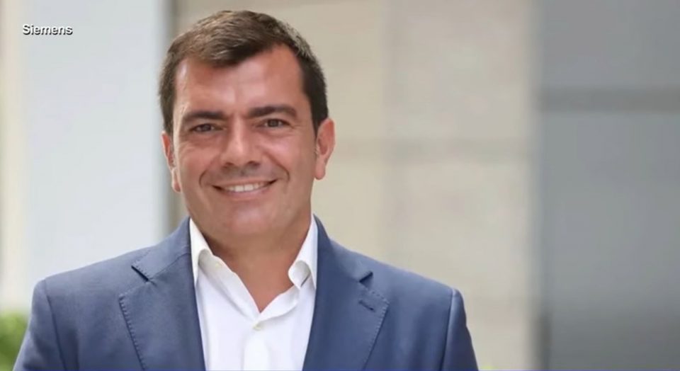 O executivo Agustin Escobar assumiu a liderança da Siemens no Sudoeste Europeu em 2022 (Reprodução TV)