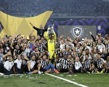 Botafogo: os títulos de 2024 ficaram para trás e a fase agora é “muito estranha” (Foto: Rafael Ribeiro/CBF)