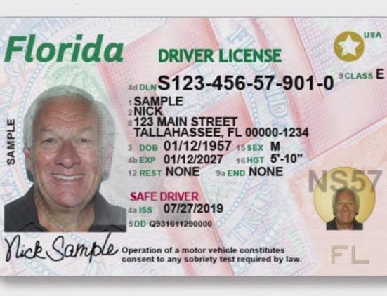 Todos os passageiros maiores de 18 anos serão obrigados a apresentar a Real ID ou outra forma de documento aceitável pelo TSA (Foto: FLDHSMV)