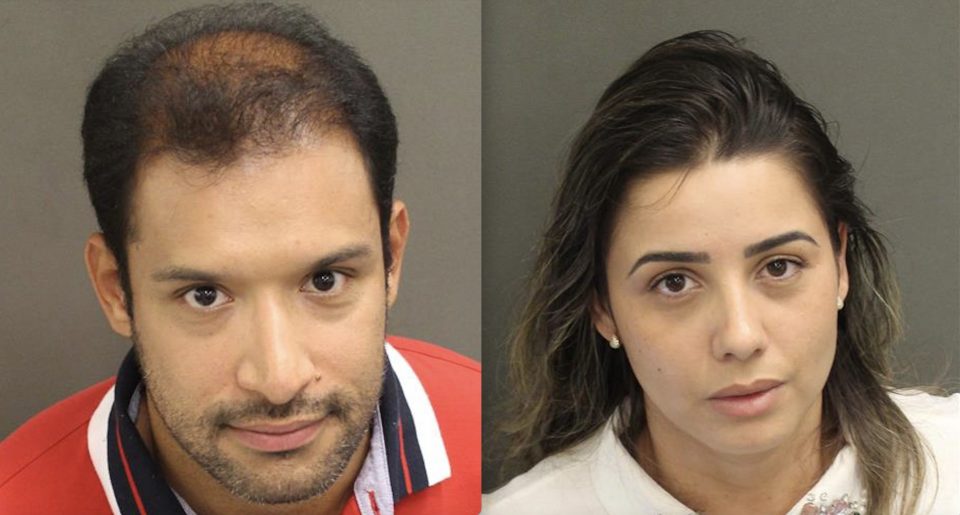 Antônio Vinicius De Novais Cardoso e Gessyca Rairiny Martins enfrentam acusações que podem resultar em multa e até cinco anos de prisão (Foto: Orange County Corrections Dept)