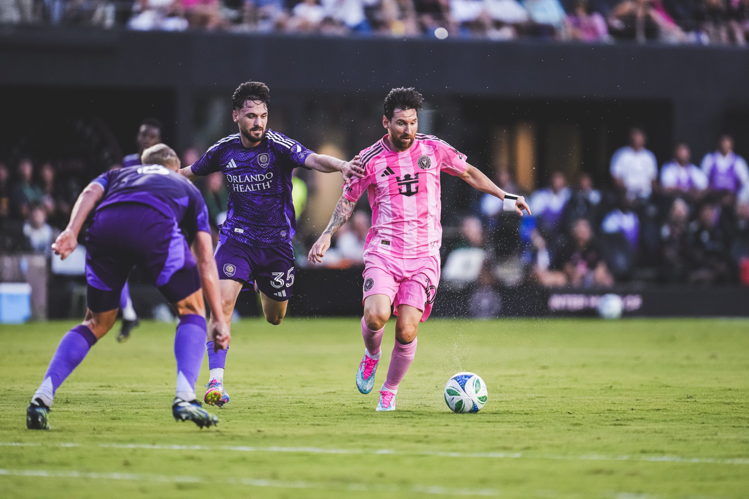 Orlando City conquista vitória convincente sobre o Inter Miami com goleada de 3 a 0