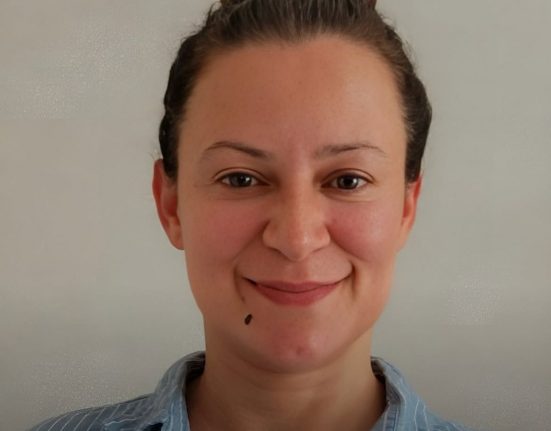 Cristiane também é embaixadora do Cristal Centre, um orfanato em Uganda, onde colabora com projetos educativos e humanitários (Foto: Redes Sociais)