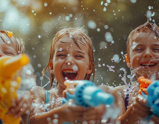 O Quiet Waters Park, em Deerfield Beach, conta com um parque aquático especialmente voltado para o público infantil (Foto: Freepik)
