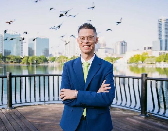 Se eleito, o brasileiro será o primeiro jovem que chegou aos EUA sem documentação a representar o Distrito 42