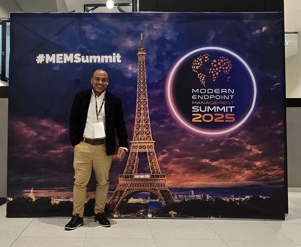 Ricardo Barbosa durante evento voltado a especialistas em tecnologia em Paris, 2025 (Foto: Acervo pessoal)
