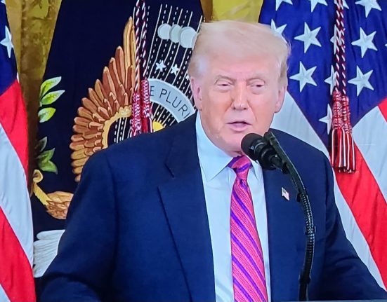 A reunião dependerá da compatibilidade das agendas e de questões logísticas próprias do evento multilateral (Reprodução TV)