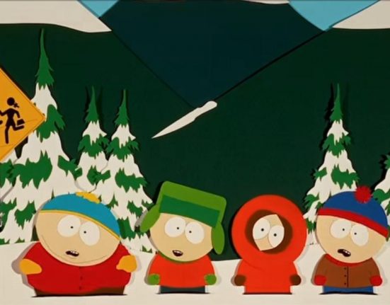 Como o programa estreia em um canal a cabo e é transmitido via streaming, não está sujeito à regulação do governo (Foto: Reprodução redes sociais)