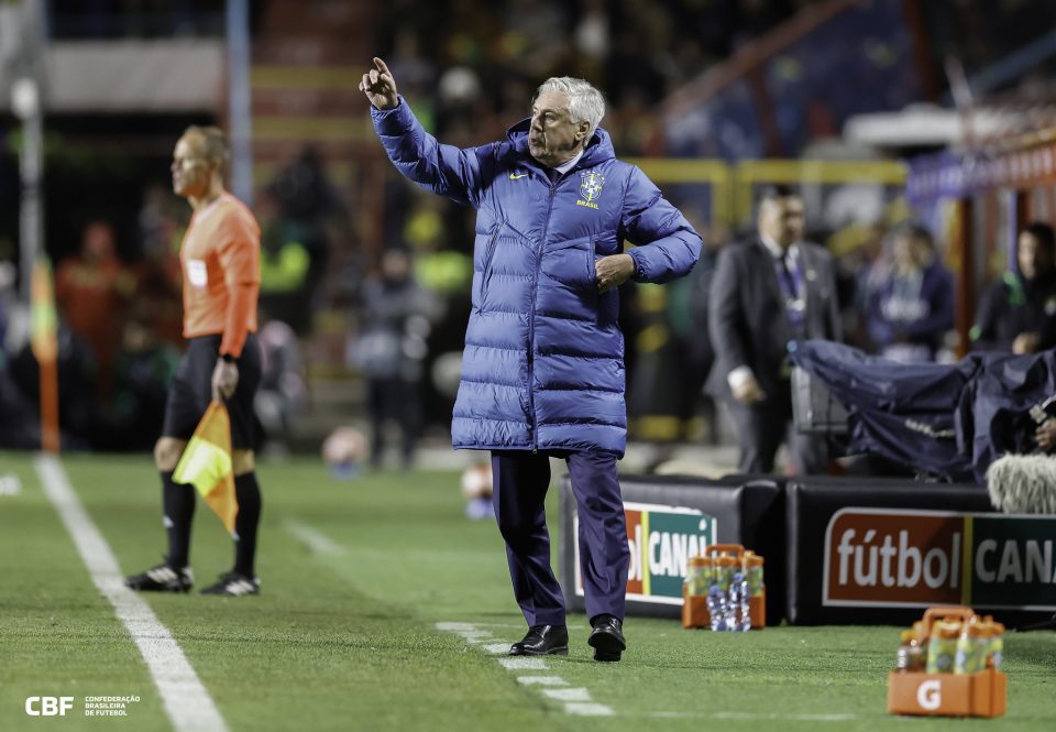 Carlo Ancelotti foi derrotado pela primeira vez no comando da Amarelinha (Foto: Rafael Ribeiro/CBF)