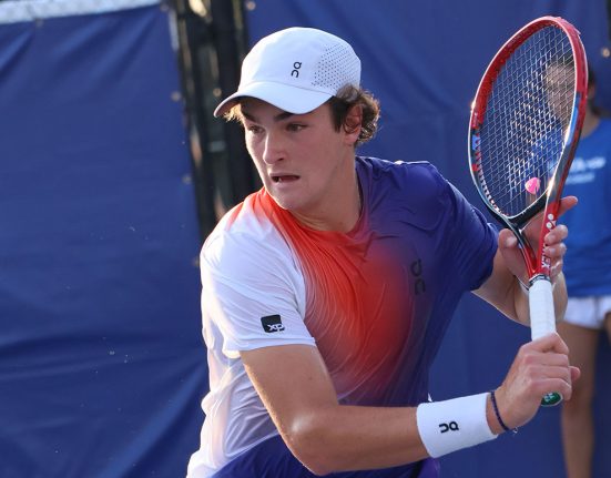 Atual número 42 do mundo, o brasileiro João Fonseca quer terminar o ano pelo menos na 32ª posição do ranking da ATP (Foto: Hameltion/Wikimedia)