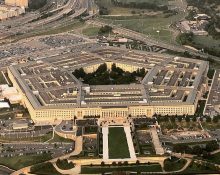 O governo mantém programas de capacitação contínuos para funcionários que atuam no exterior ou no monitoramento de relações internacionais (Foto: Touch Of Light/Wikimedia)