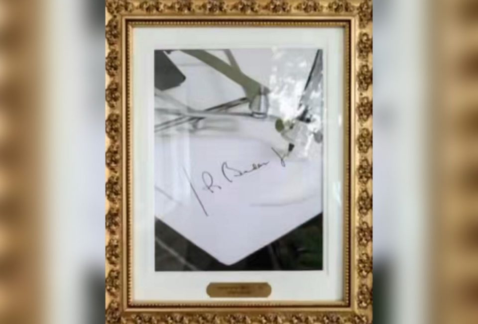 A “Presidential Walk of Fame” faz parte de uma série de alterações estéticas promovidas por Trump desde seu retorno ao cargo, incluindo a remodelação do Escritório Oval e a construção de um novo salão de baile (Foto: Reprodução redes sociais)