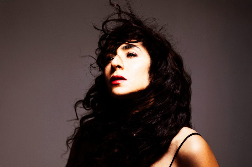 Marisa Monte lança a canção inédita “Sua Onda”, composta em parceria com Carlinhos Brown e Arnaldo Antunes (Foto: Divulgação)