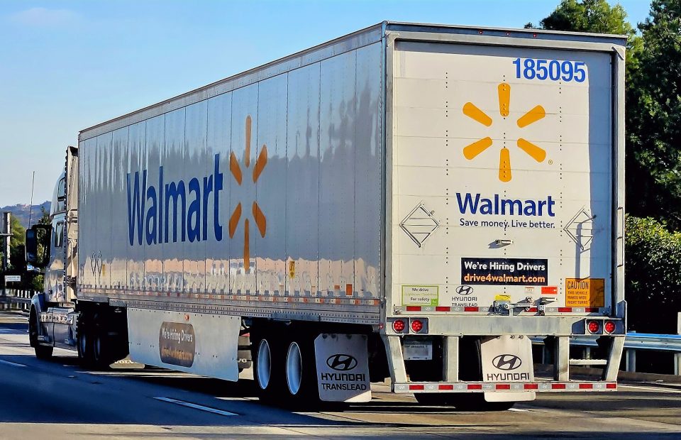 Todos os kits estão disponíveis nas lojas físicas e no site do Walmart, com a opção de entrega expressa gratuita para novos clientes do serviço Pickup & Delivery (Foto: Eric Polk/Wikimedia)
