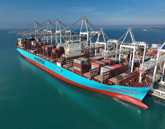 Enquanto o debate avança no Congresso, exportadores brasileiros acompanham um processo legislativo que ainda permanece altamente imprevisível (Foto: Petar Milošević/Wikimedia)