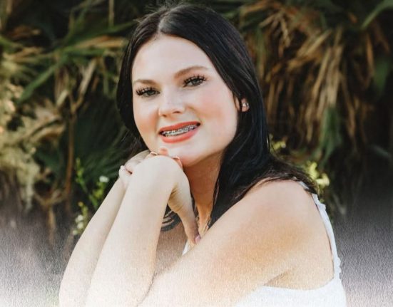 Anna viajava com o pai, a madrasta e os três meios-irmãos (Foto: Redes sociais)