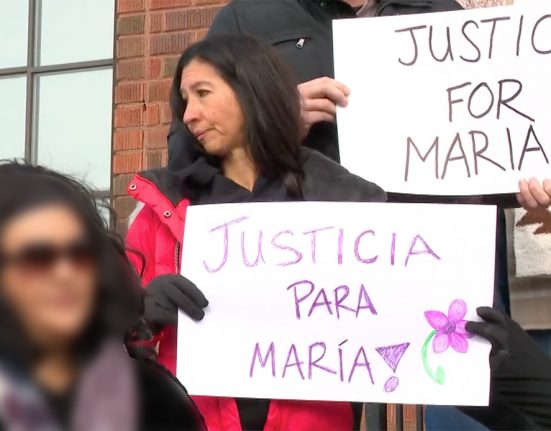 Familiares e amigos pedem justiça por Maria em Indiana (Foto: Reprodução de vídeo do Youtube)