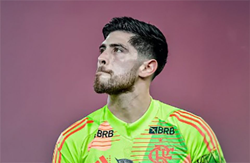 Rossi falhou feio no segundo gol da vitória do Tricolor (Foto: Reprodução TV)