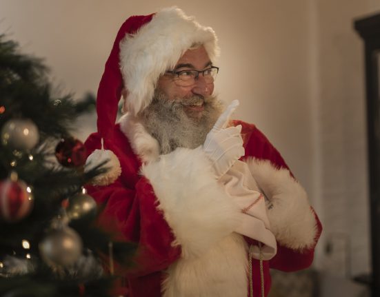 Os pais também podem receber uma mensagem de texto com a gravação deixada pela criança como lembrança especial (Foto: Freepik)