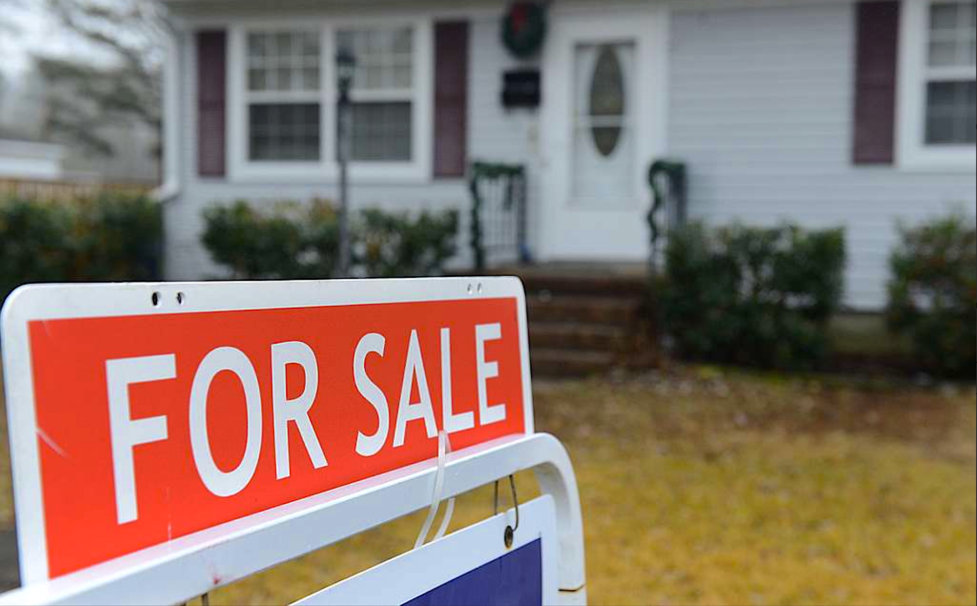 Quem compra a primeira casa nos EUA agora é mais velho: média de idade chega a 40 anos