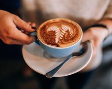 Em julho, o Brasil foi atingido por uma das tarifas mais altas, de 50%, enquanto o Vietnã recebeu tarifas de 20% e a Colômbia de 10% (Foto: Freepik)