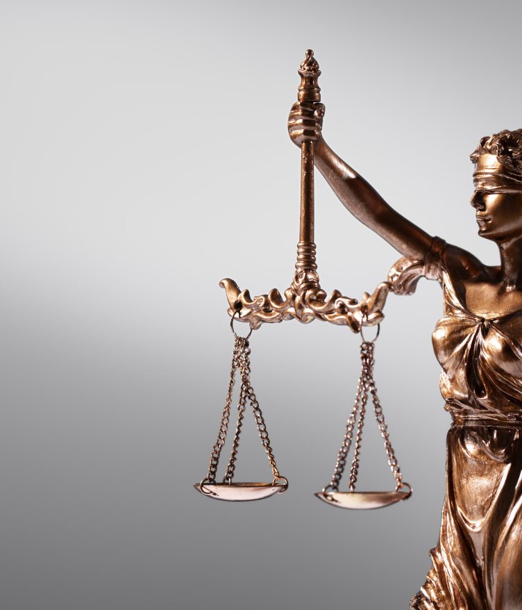 A Casa Branca divulgou nota afirmando que o governo “respeita as decisões judiciais, mas continuará a aplicar as leis de imigração com rigor” (Foto: Freepik)