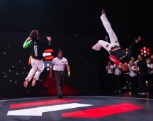 Capoeiristas Predador e Gafanhoto competem no Elite Capoeira Pro (Foto: Divulgação)