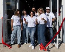 Cecilia Camargo, Sirlei Camargo, Felipe Camargo, Ariele Aranda Camargo, Ademir Mendes, Sophia Mendes e Maria Alice Aranda Camargo (Foto: Demetrius Borges)