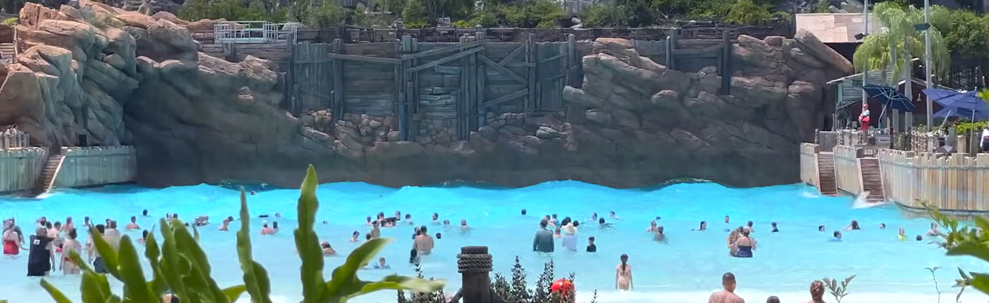 Hóspedes de hotéis Disney ganham entrada gratuita em parques aquáticos em 2026