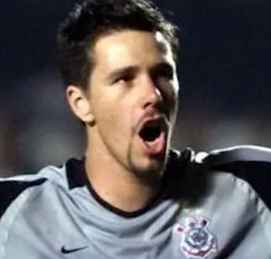 Doni foi reserva na Copa do Mundo de 2010, na África do Sul. (Foto Reprodução Youtube).