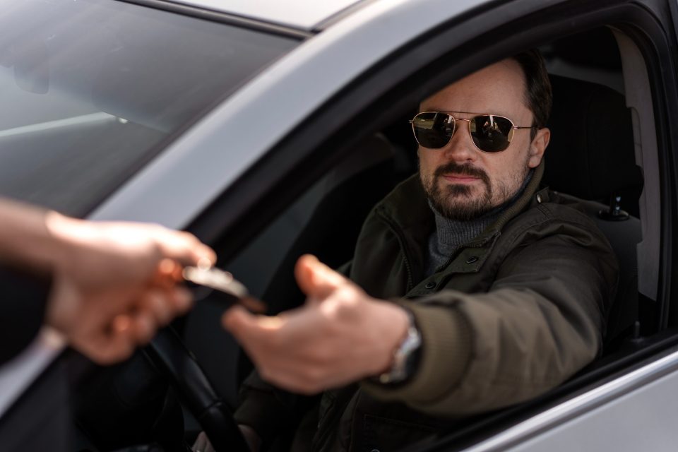 Segundo o governo americano, não são toleradas violações de leis por parte de visitantes estrangeiros e as medidas visam fortalecer a segurança nacional e a segurança públic.pública (Foto: Freepik)