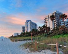 A medida reduz de forma significativa o imposto pago por proprietários, mas levanta preocupações sobre como os governos locais irão financiar serviços básicos à população (Foto: Freepik)