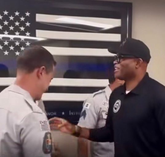 Aos 50 anos, Anderson Silva está determinado a construir sua carreira longe dos ringues (Foto: Reprodução redes sociais)