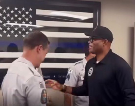 Aos 50 anos, Anderson Silva está determinado a construir sua carreira longe dos ringues (Foto: Reprodução redes sociais)