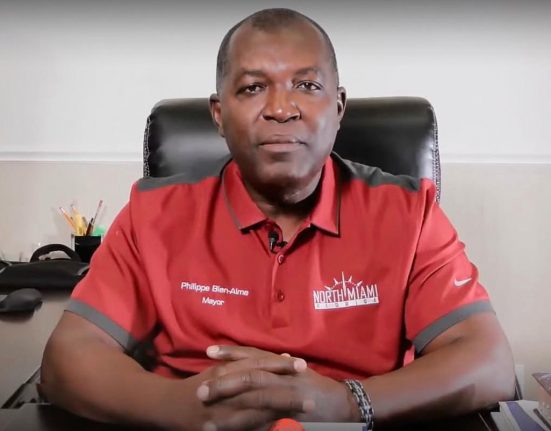 Nascido no Haiti, Bien-Aime construiu sua carreira política na região e foi eleito prefeito em 2019 (Foto: Reprodução redes Sociais)