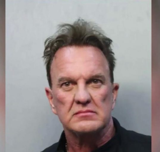 A investigação segue em andamento, e a polícia não descarta o surgimento de novas denúncias. Autoridades pediram que possíveis vítimas do dr. DeMeo procurem a polícia (Foto: Reprodução redes sociais)