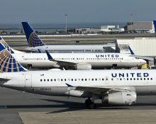 A alta recente no combustível de aviação está ligada às tensões geopolíticas e preocupações com o fornecimento global, que contribuíram para pressionar os preços da commodity nas últimas semanas (Foto: Raimond Spekking/Wikimedia)