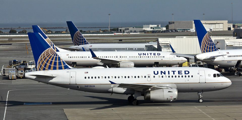 A alta recente no combustível de aviação está ligada às tensões geopolíticas e preocupações com o fornecimento global, que contribuíram para pressionar os preços da commodity nas últimas semanas (Foto: Raimond Spekking/Wikimedia)