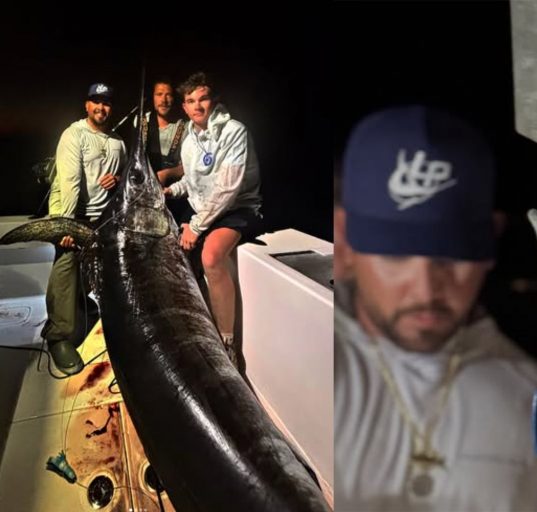 A captura ocorreu na região das Florida Keys, tradicional destino da pesca esportiva nos Estados Unidos (Foto: Reprodução redes sociais)