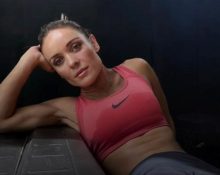 Em apenas cinco anos de carreira esportiva, Mara se tornou uma competidora de elite entre os amadores, conquistando pódios no Brasil e classificações em campeonatos mundiais (Foto: Reprodução redes sociais)