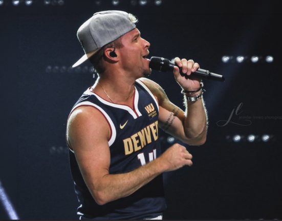 Brian Littrell, que vive com a família em Santa Rosa Beach, na Flórida, já esteve envolvido em outras discussões na praia em frente à sua residência. (Foto: Reprodução Flickr)