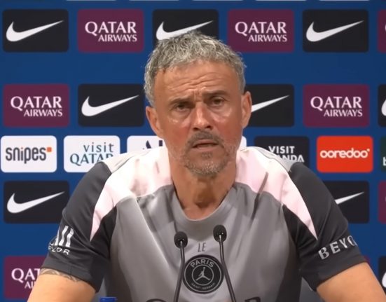 Luis Enrique, técnico do PSG: “Foi um espetáculo”. Jogo de volta será nesta quarta (Foto: Youtube)