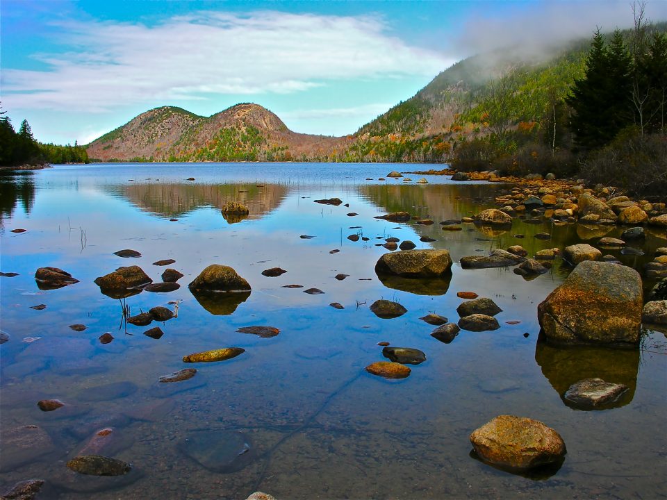 Entre os materiais excluídos estão painéis sobre os impactos das mudanças climáticas no Acadia National Park (Foto: Plh1234us/Wikimedia)