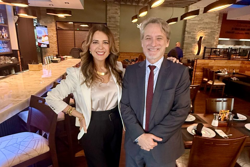 Priscila Cacicedo e André Odenbreit (Foto: Divulgação)