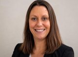 Rebecca L. Aitchison integra há uma década o comitê executivo da Rhode Island Association of Criminal Defense Lawyers e nos últimos anos atuou na direção da Rhode Island Women’s Bar Association (Foto: Reprodução redes sociais)