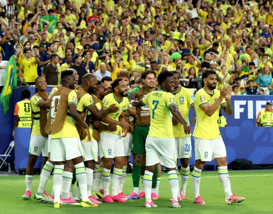 Jogadores da Seleção celebram vitória contra a Escócia (Foto: Rafael Ribeiro/CBF)