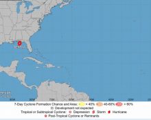 Apesar de permanecer classificada como tempestade tropical, Bertha pode provocar prejuízos significativos, principalmente quando associada a grandes volumes de chuva, ressacas e inundações costeiras (Foto: Reprodução NHC)